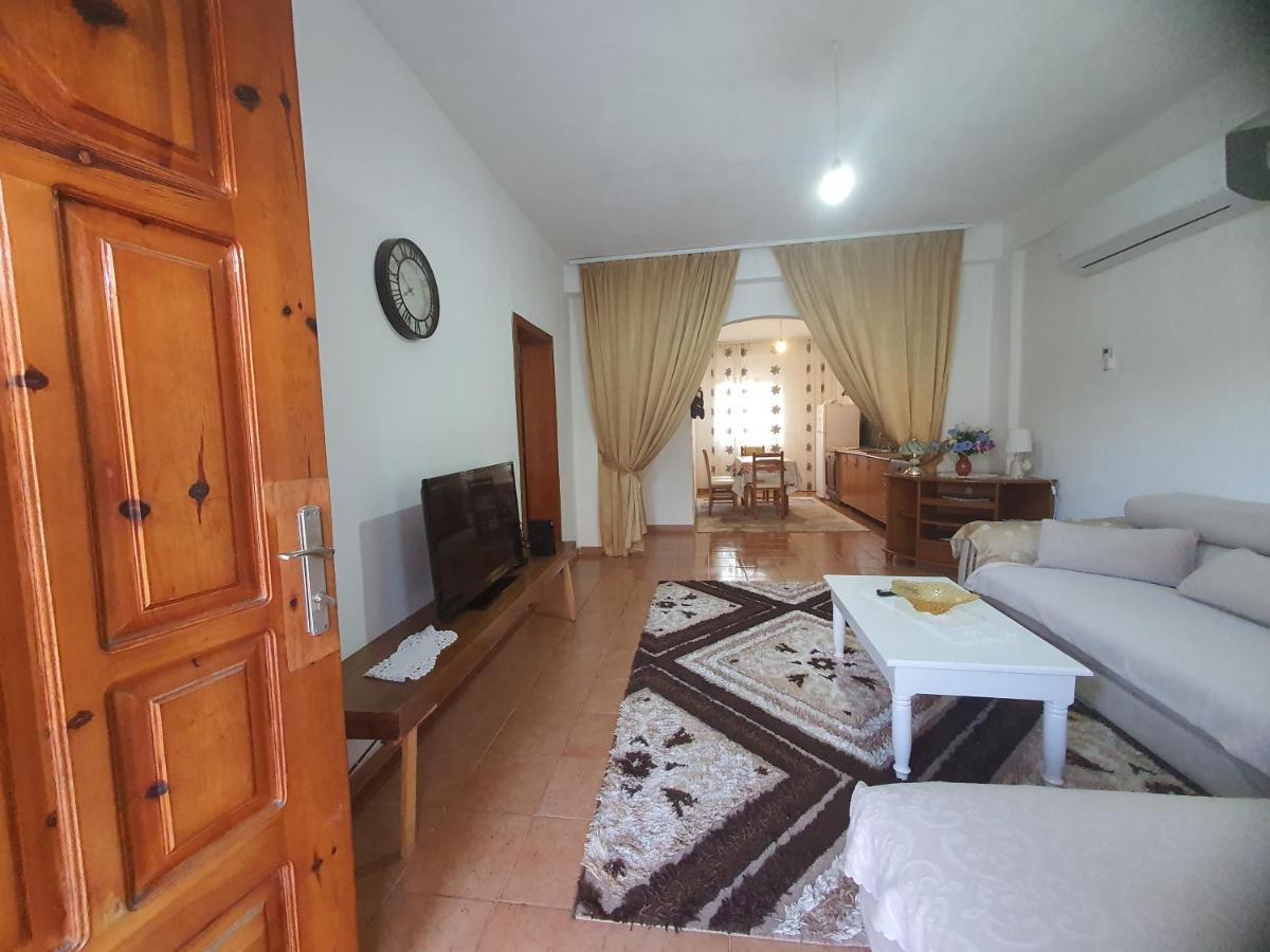 Сasa de vacaciones Spacious House With A Big Garden And Fire Pit