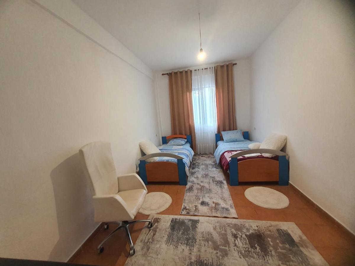 Сasa de vacaciones Spacious House With A Big Garden And Fire Pit *